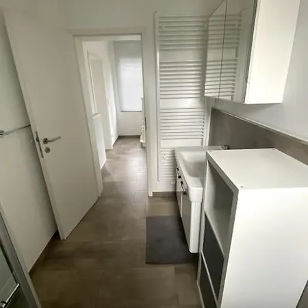 בית נופש Gaestehaus Mit Sonniger Terrasse חאן